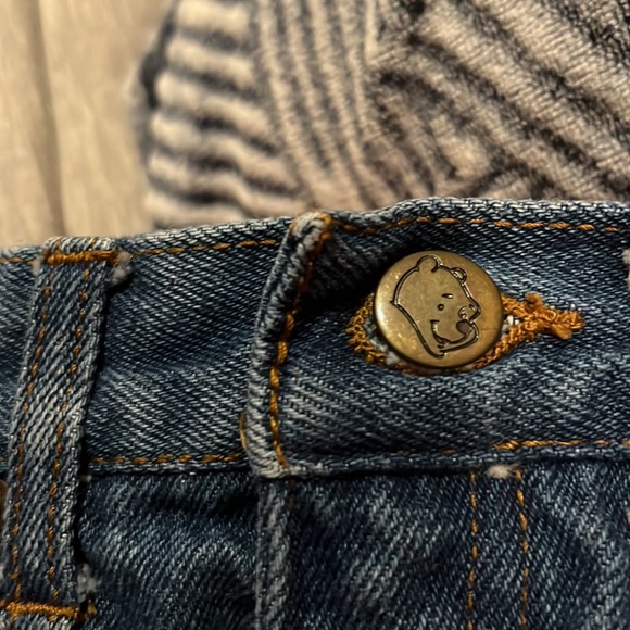Winnie The Pooh Vintage High Rise Jean Shorts 23 Embroidered Disney Denim - Picture 7 of 7
